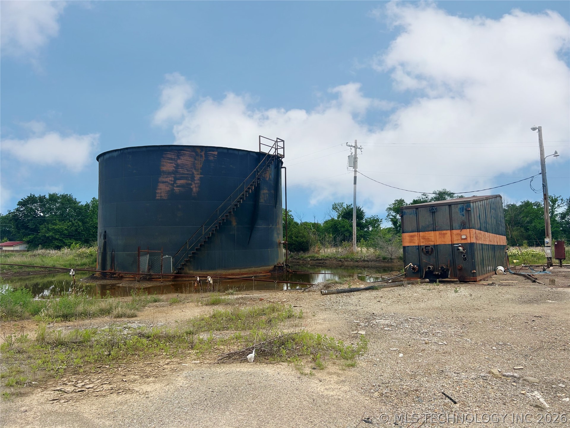 100 E Ozark Street Morris OK 74445