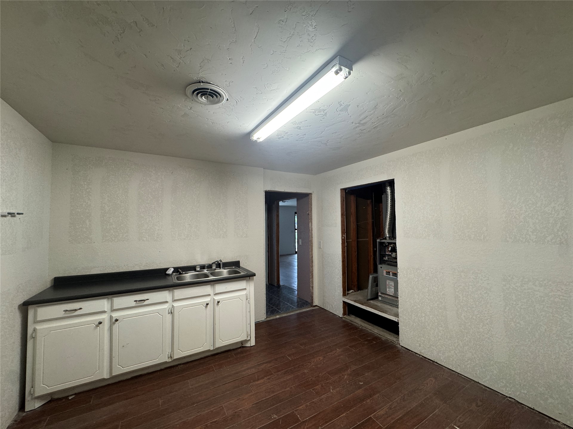 106 C E Colston Marietta OK 73448