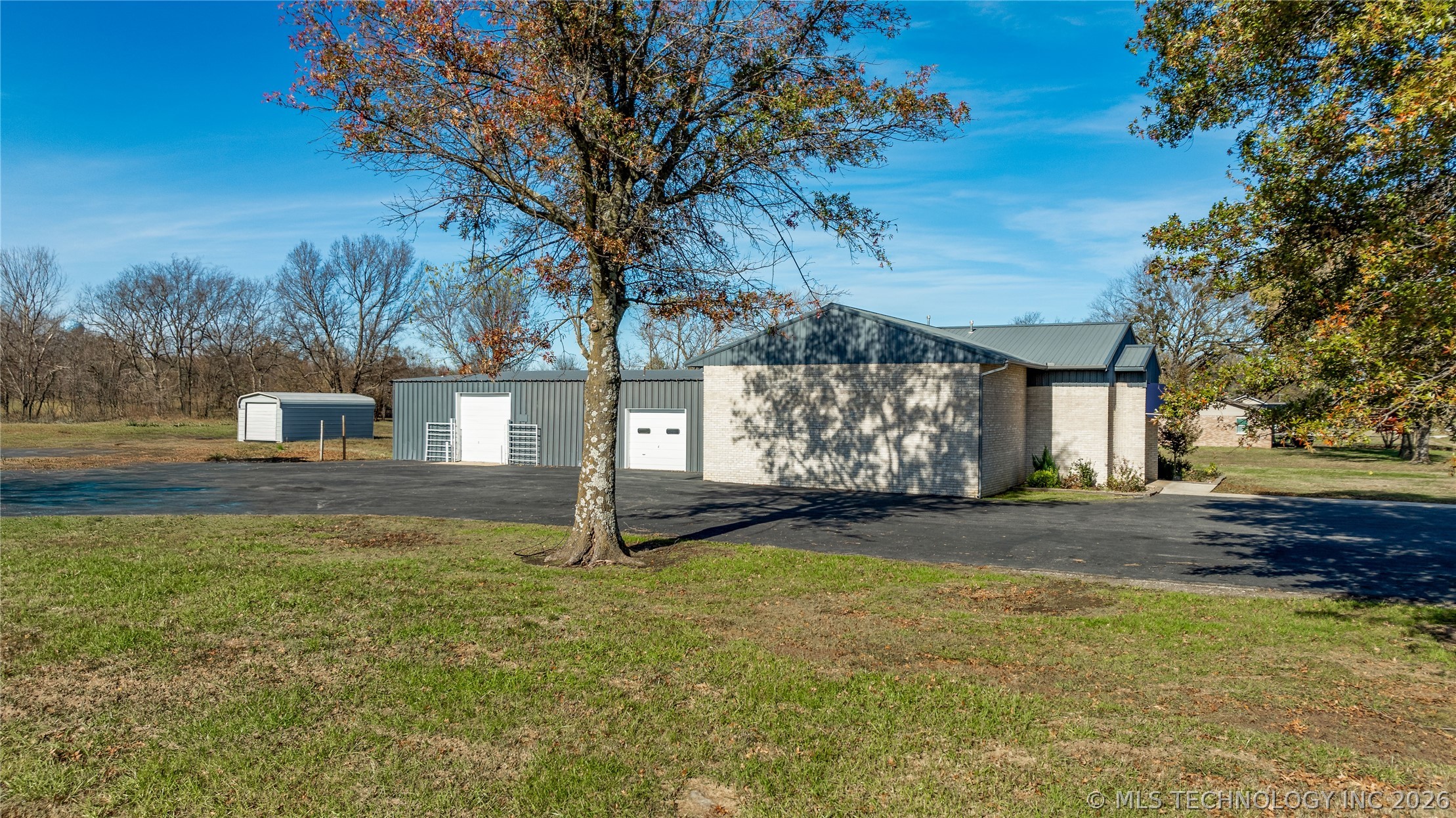 1916 E Southwest Street Miami OK 74354