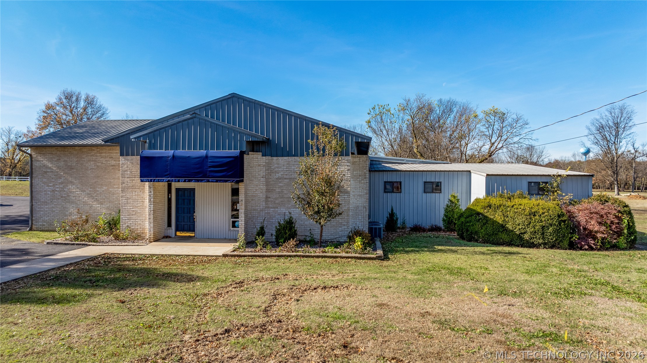 1916 E Southwest Street Miami OK 74354