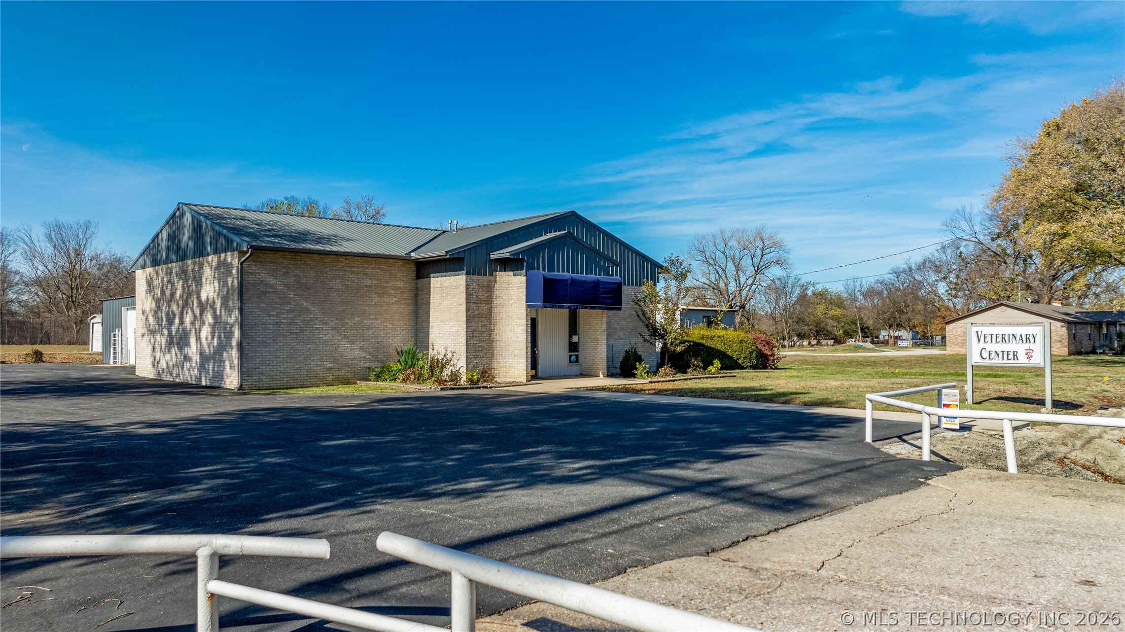 1916 E Southwest Street Miami OK 74354