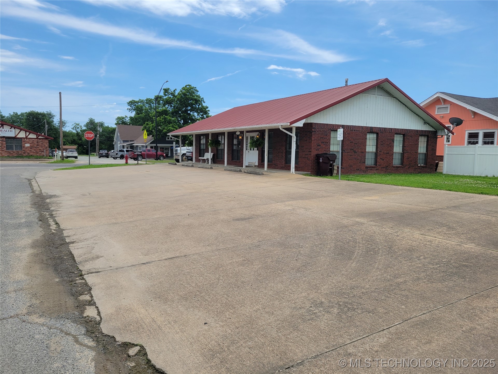300 S Main Street Eufaula OK 74432