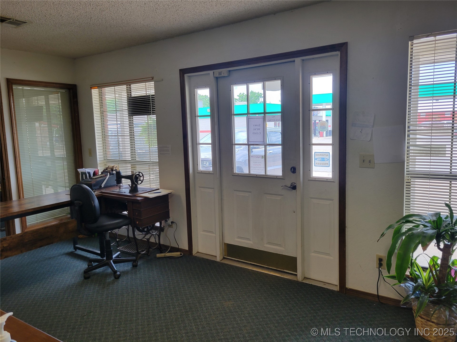 300 S Main Street Eufaula OK 74432