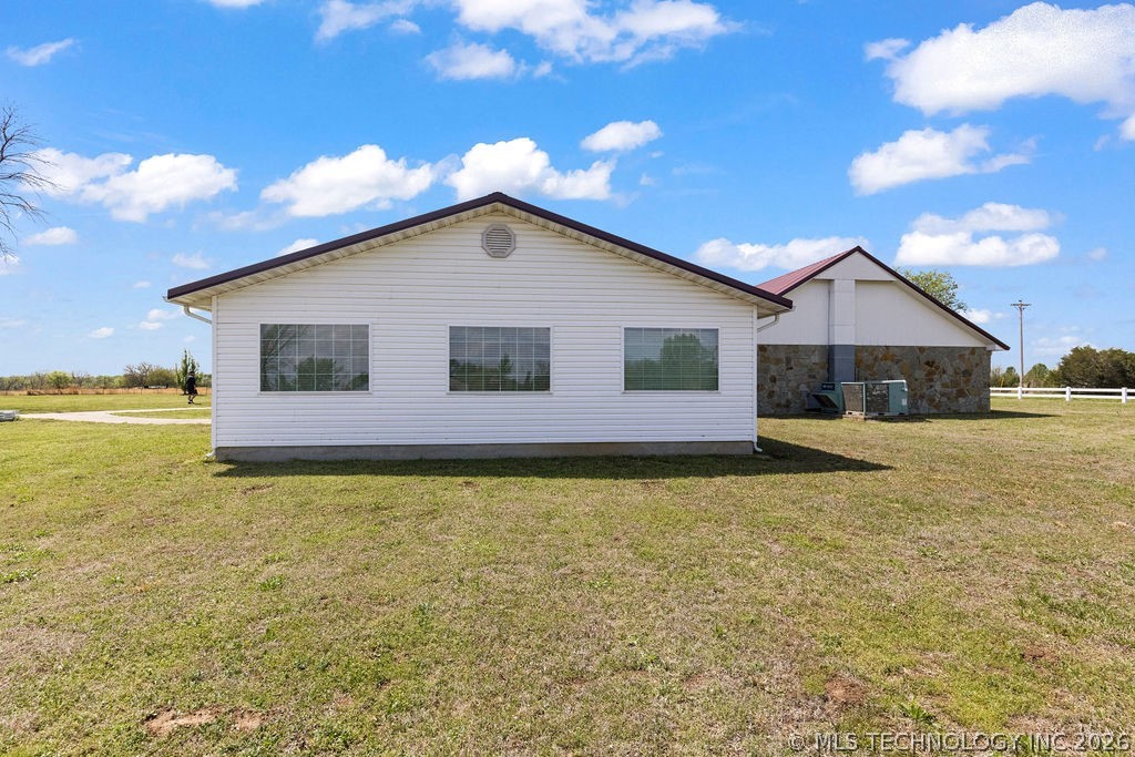 58225 E Us Highway 60 Fairland OK 74343