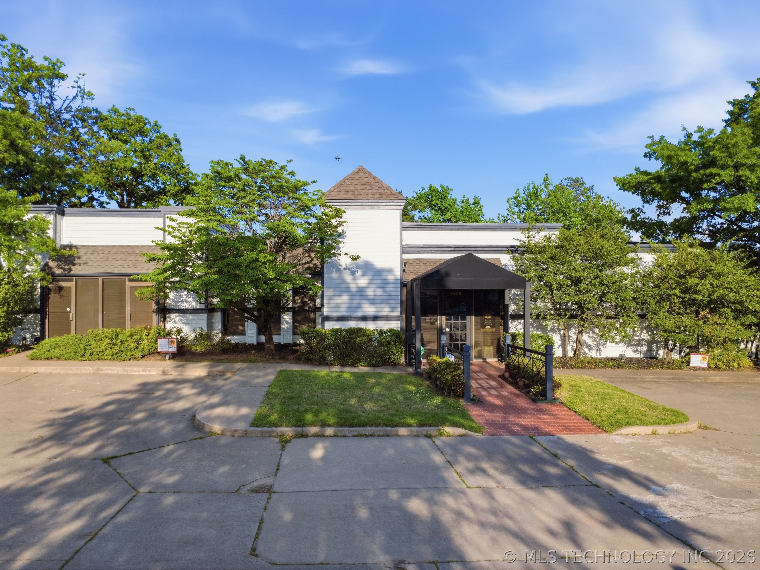 6915 S Canton Avenue Tulsa OK 74136