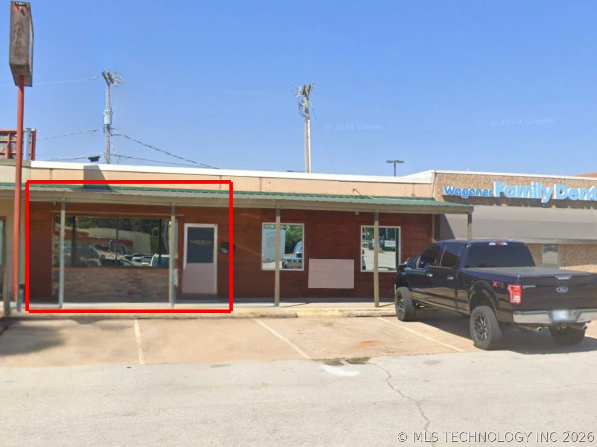 306 S Hayes Avenue Wagoner OK 74467