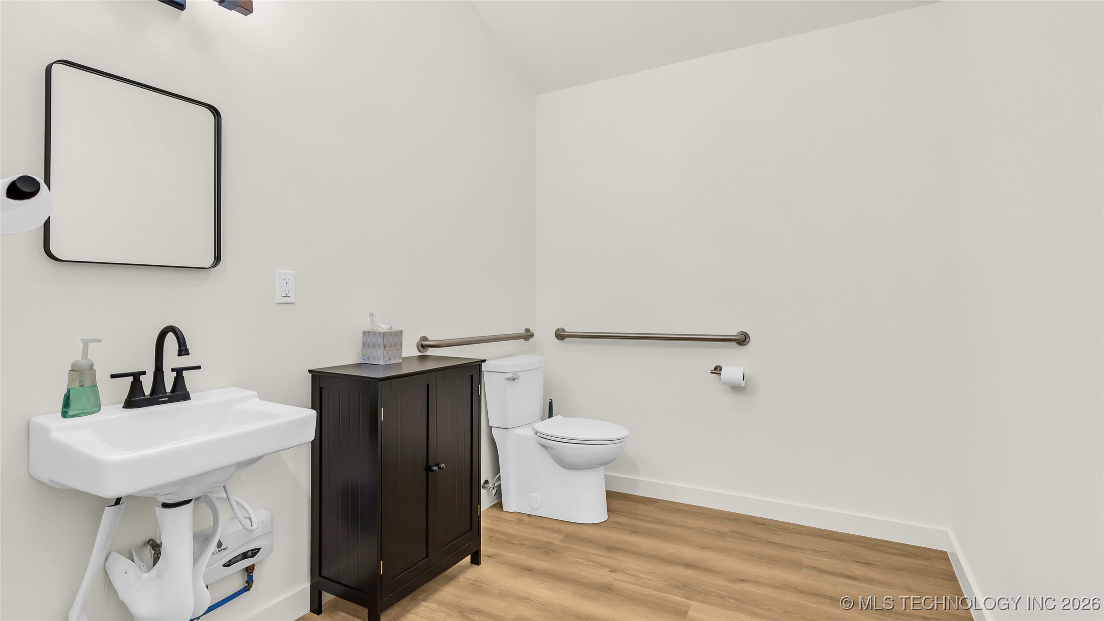 100 Main Lone Grove OK 73443