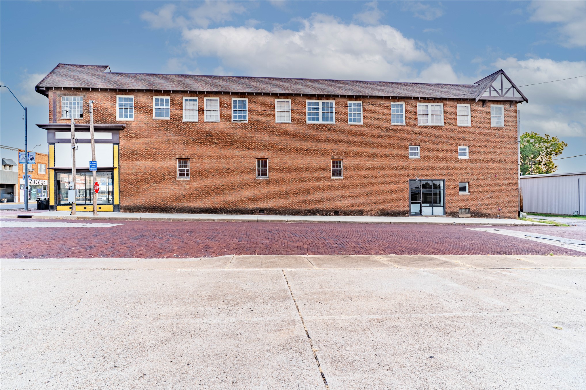 305 N Main Street Bristow OK 74010