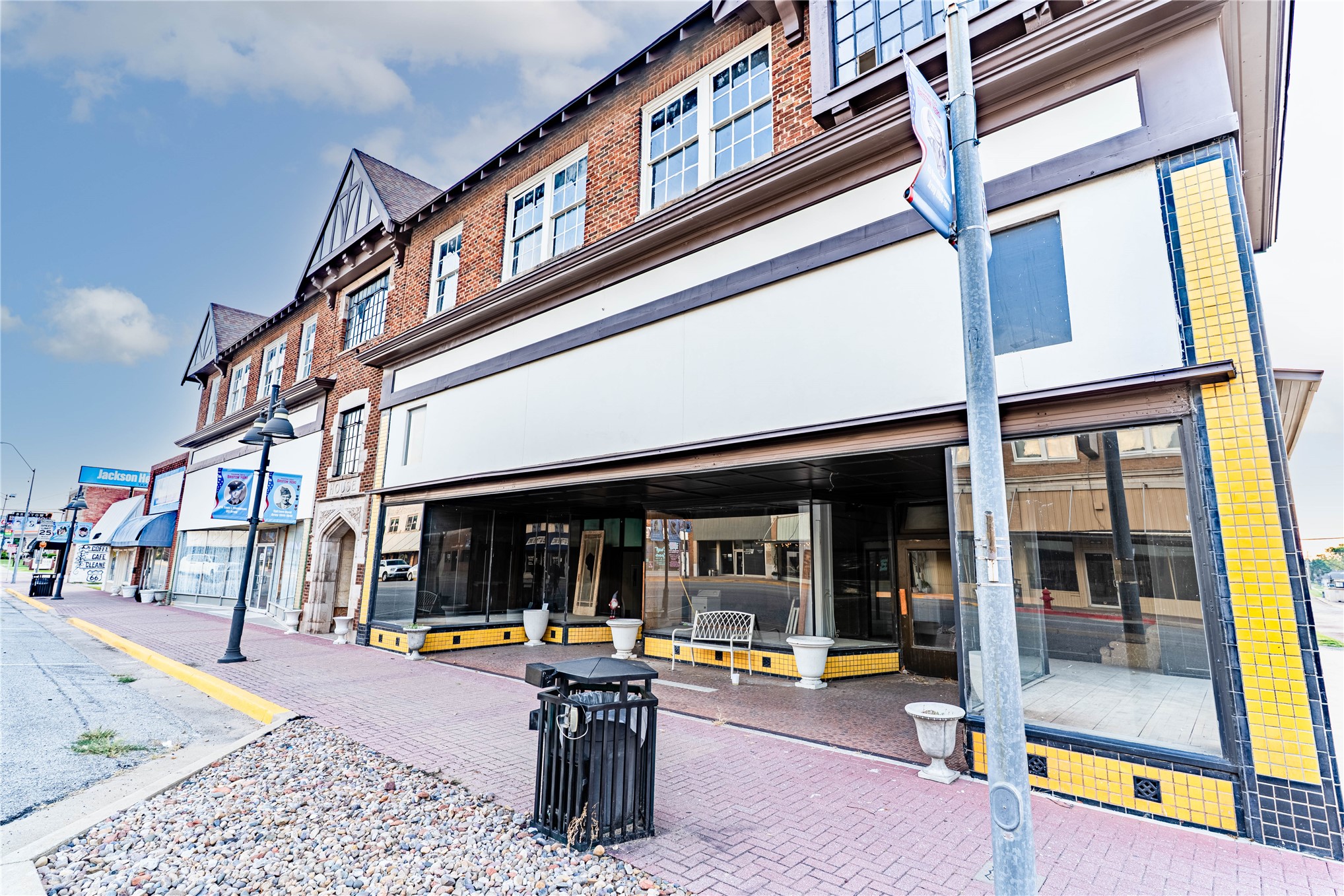 305 N Main Street Bristow OK 74010