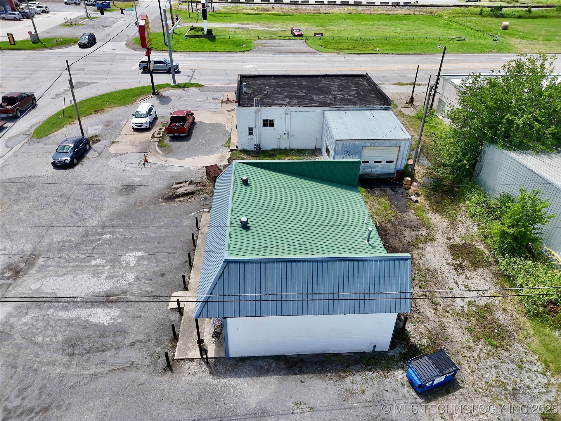 102 N Chouteau Chouteau OK 74337