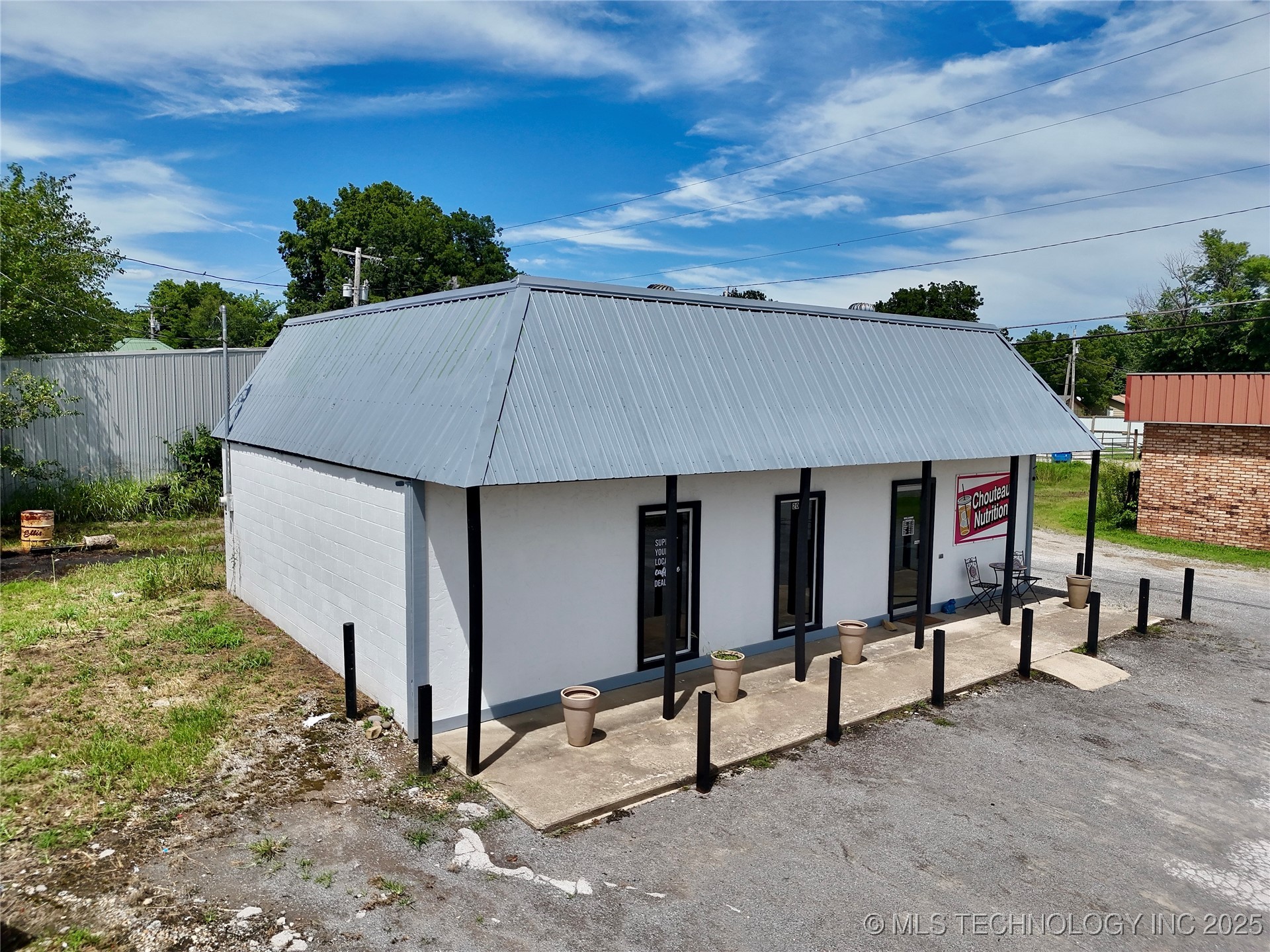 102 N Chouteau Chouteau OK 74337