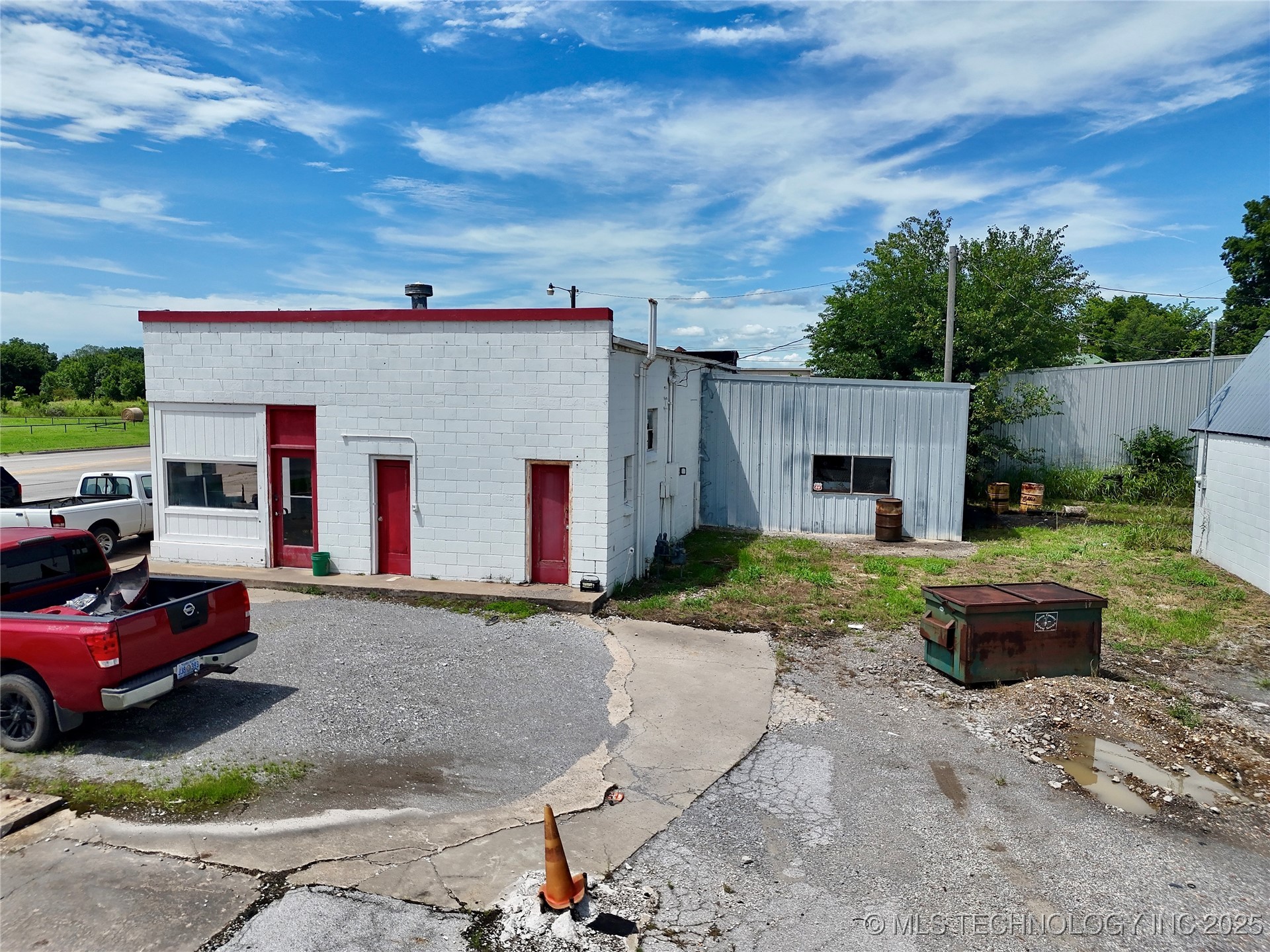 102 N Chouteau Chouteau OK 74337