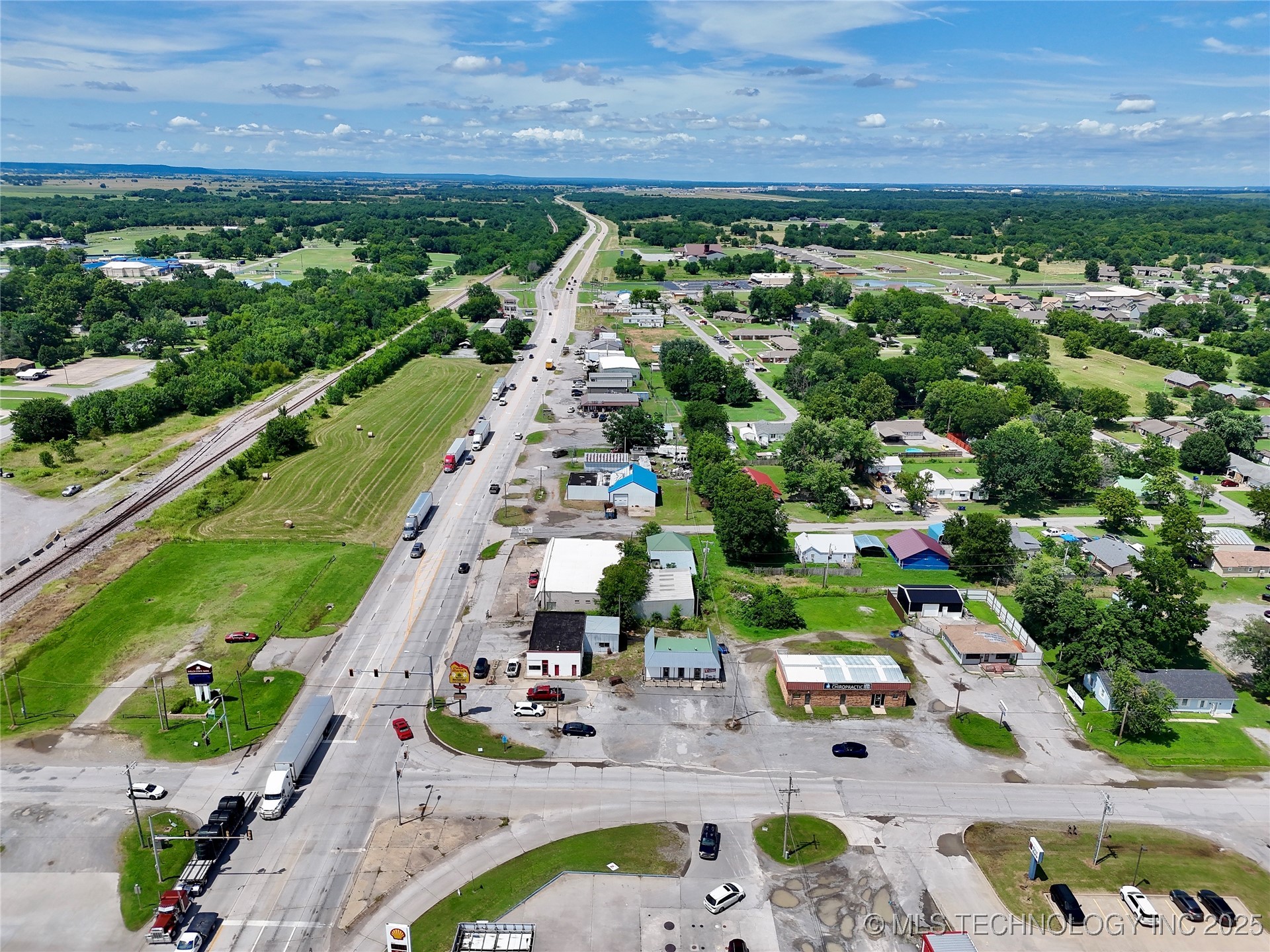 102 N Chouteau Chouteau OK 74337