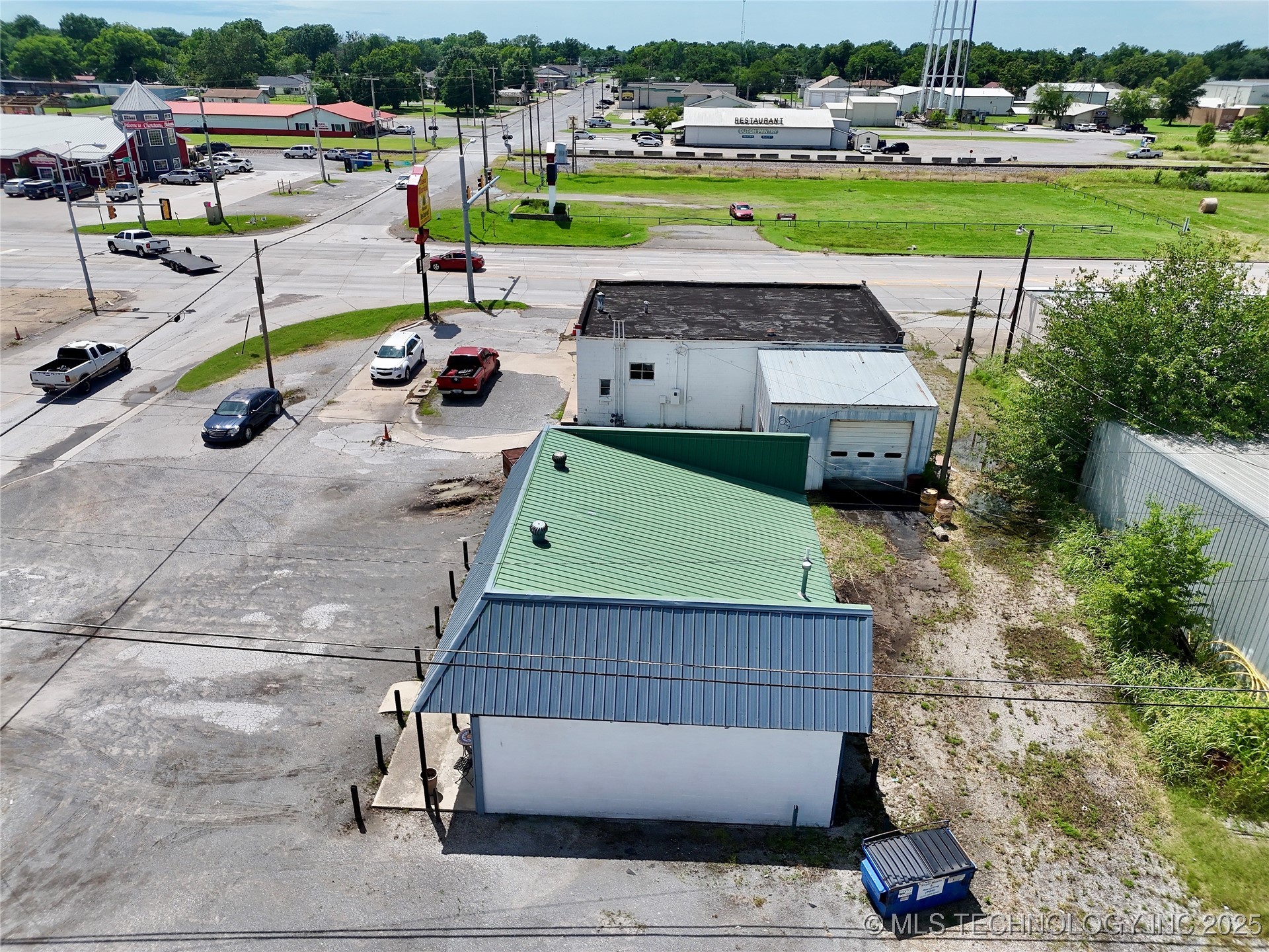 102 N Chouteau Chouteau OK 74337