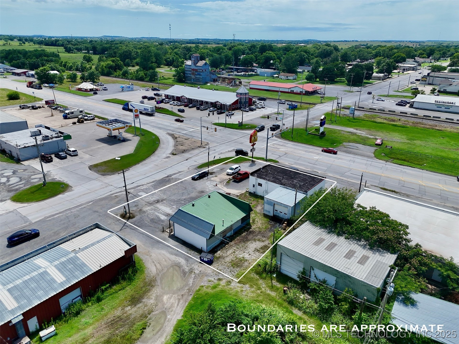 102 N Chouteau Chouteau OK 74337