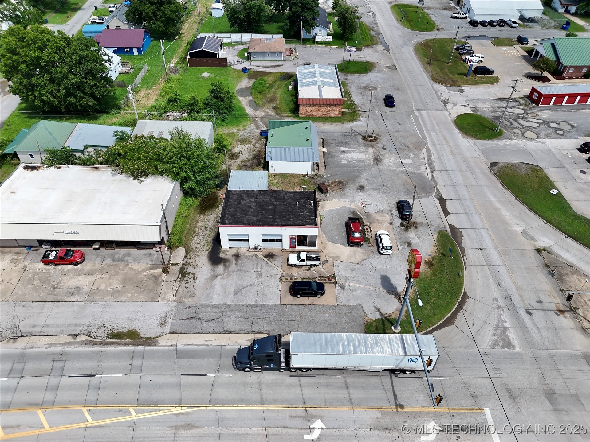 102 N Chouteau Chouteau OK 74337