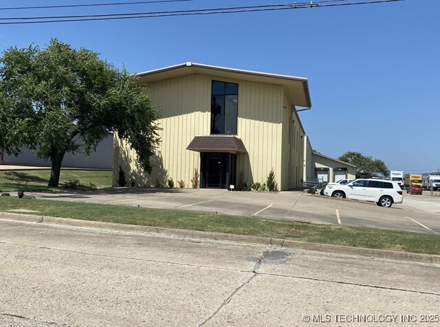 6943 E 12th Street Tulsa OK 74112