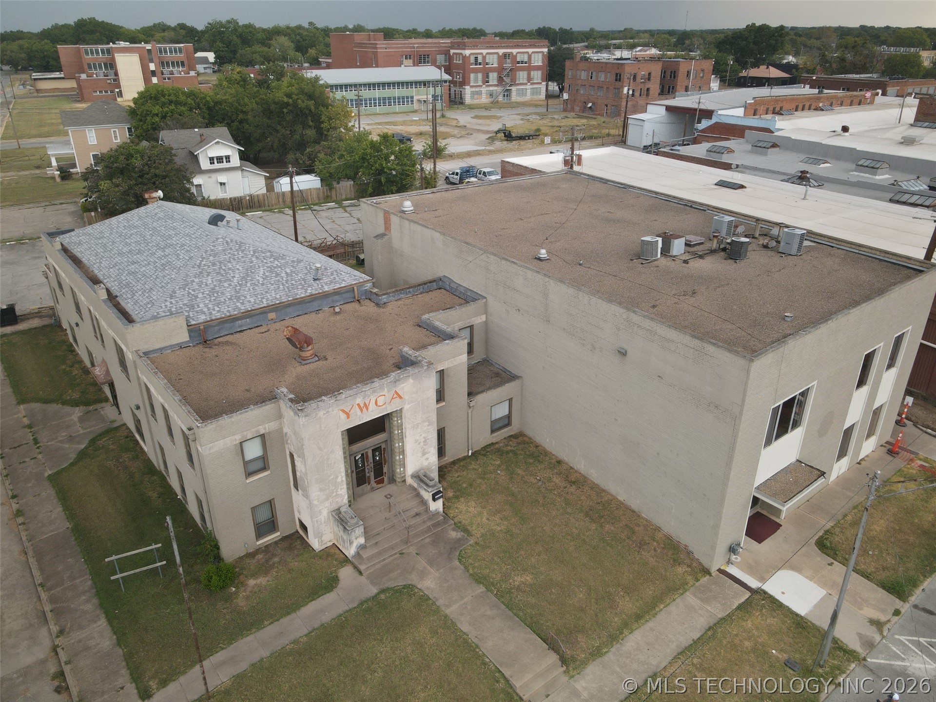 27 W Broadway Ardmore OK 73401