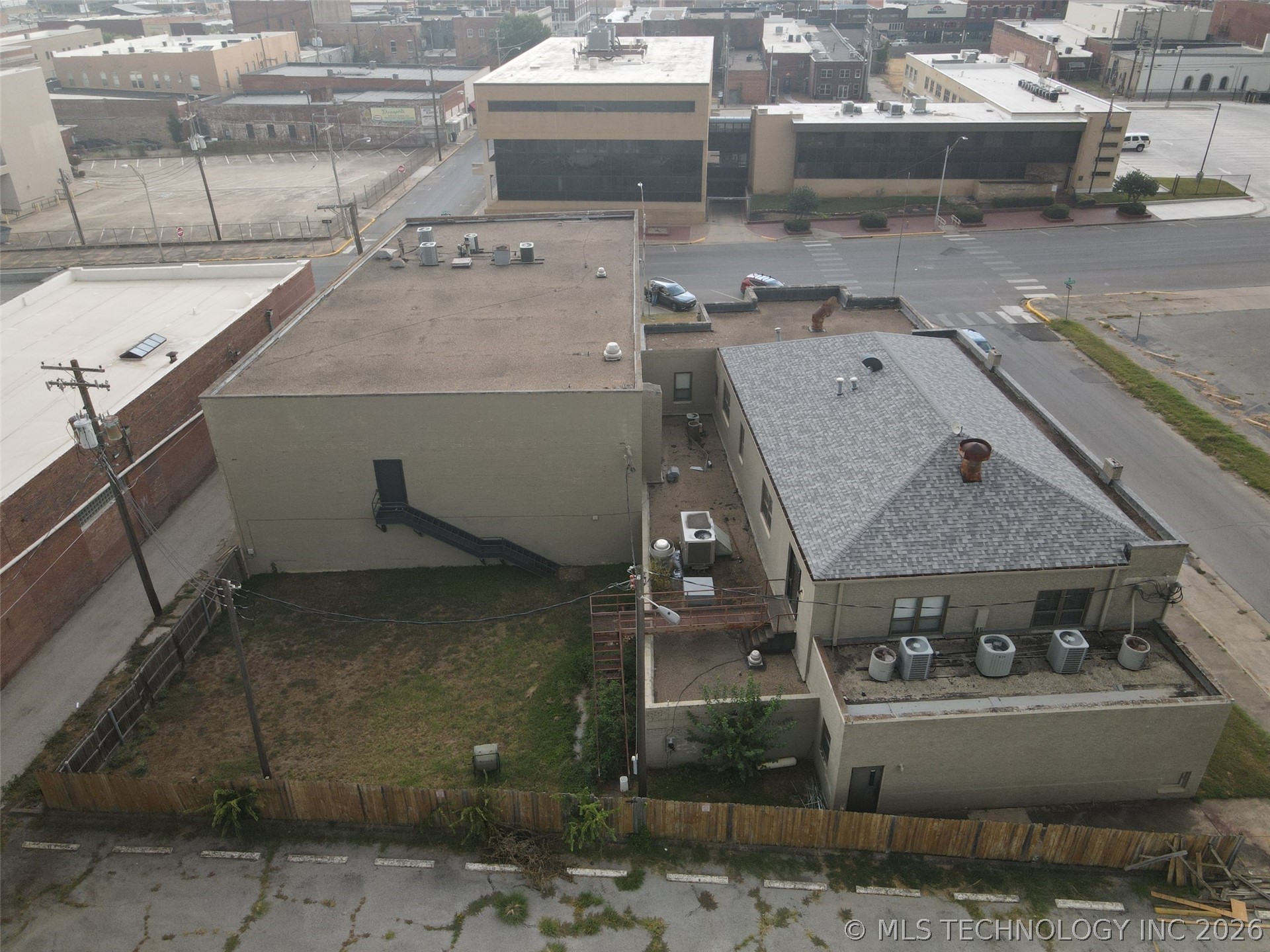 27 W Broadway Ardmore OK 73401