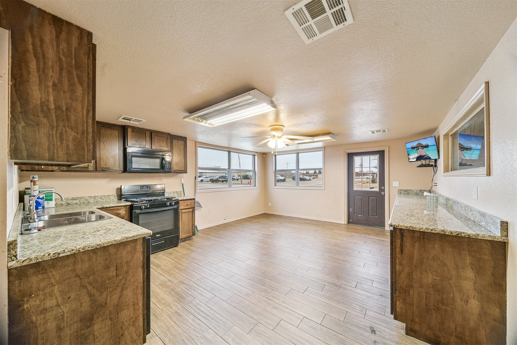 421 W Claremore Street Claremore OK 74017