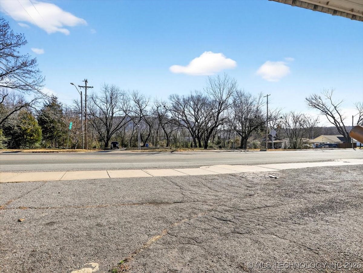100 W 1st Heavener OK 74937