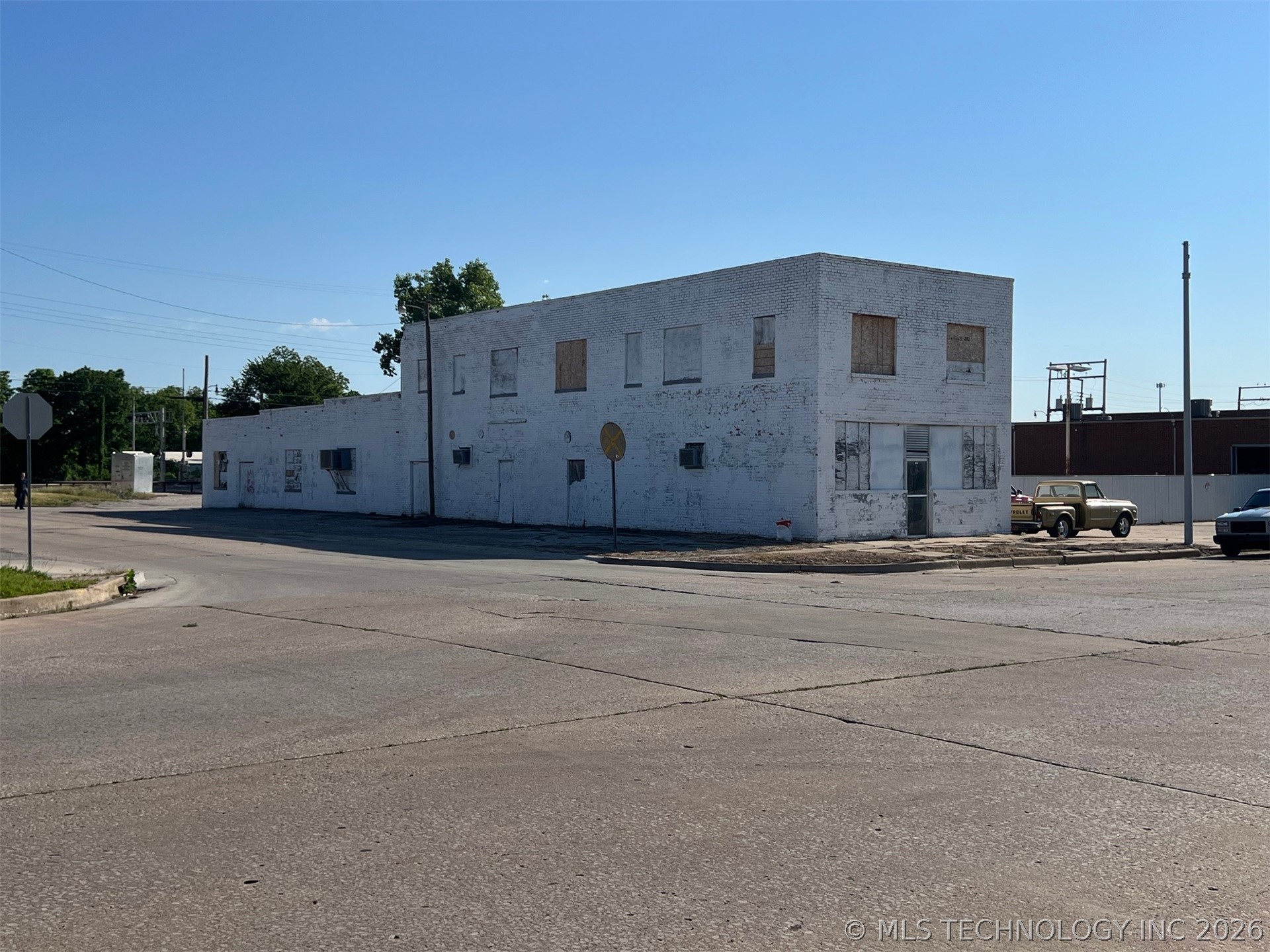 330 W 12th Ada OK 74820