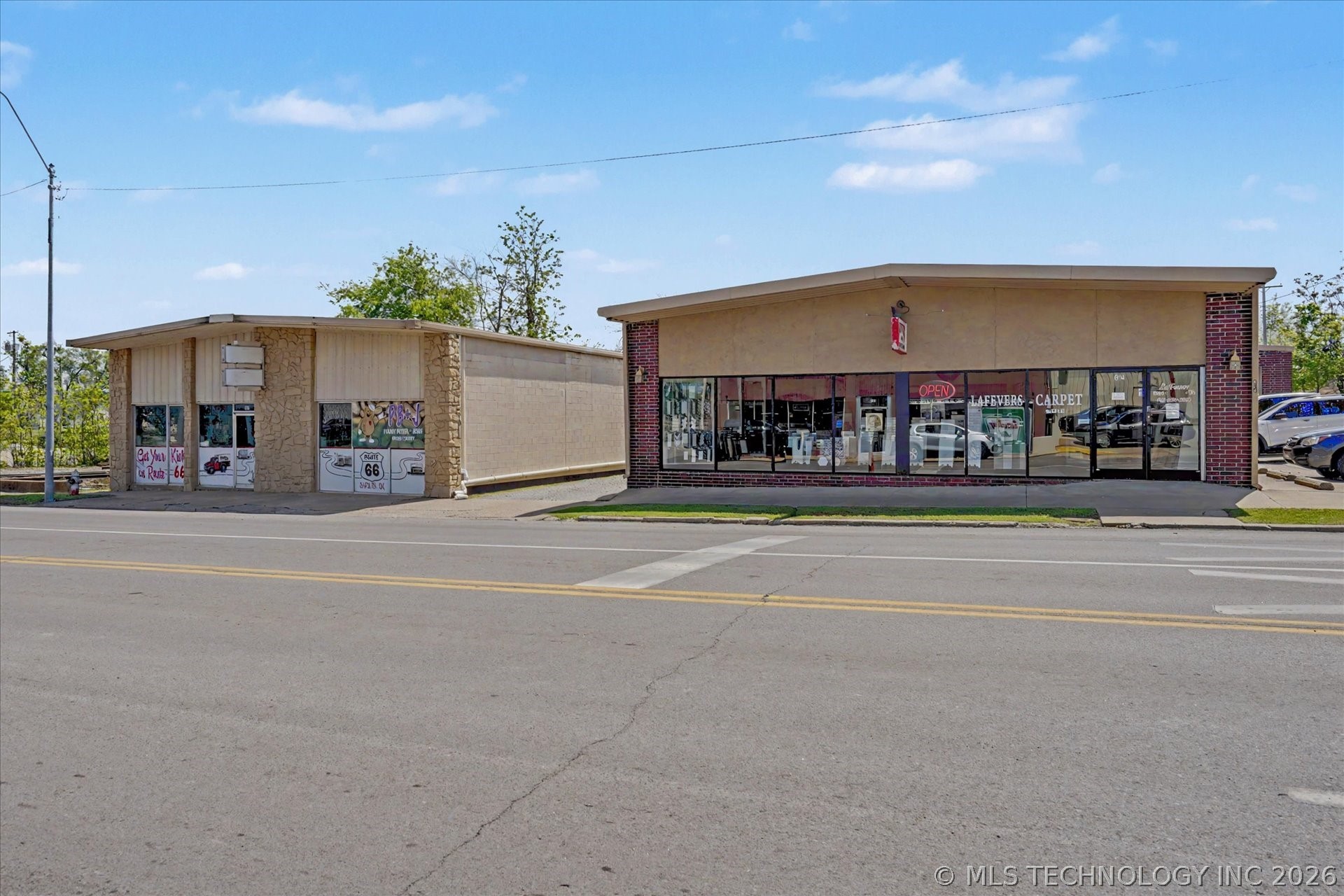 614 E Dewey Street Sapulpa OK 74066