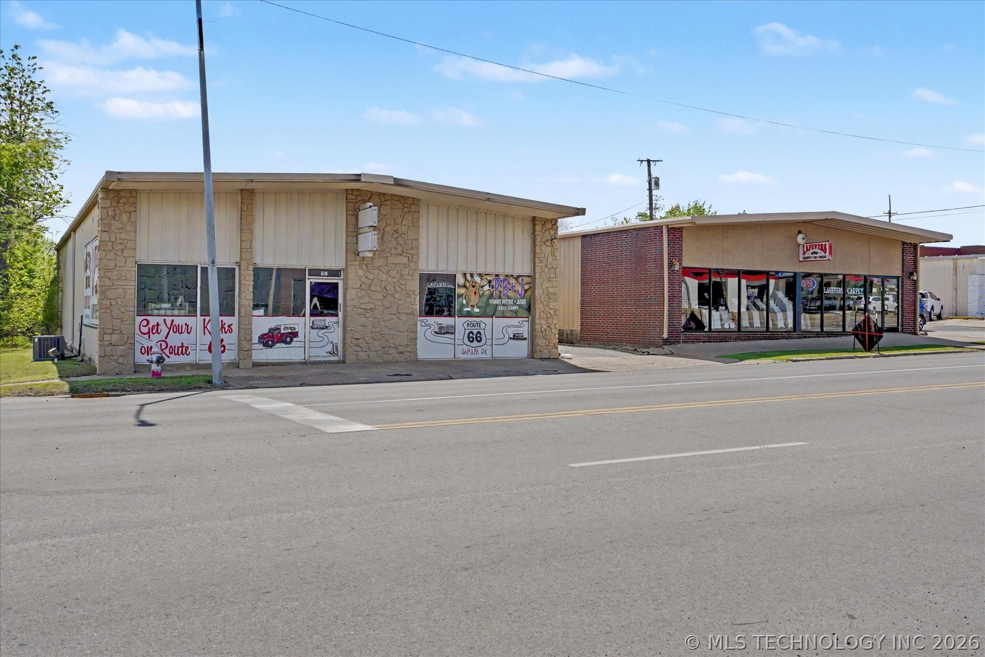 614 E Dewey Street Sapulpa OK 74066