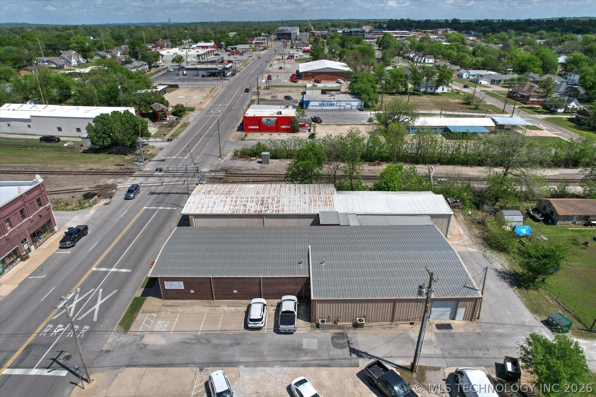 614 E Dewey Street Sapulpa OK 74066