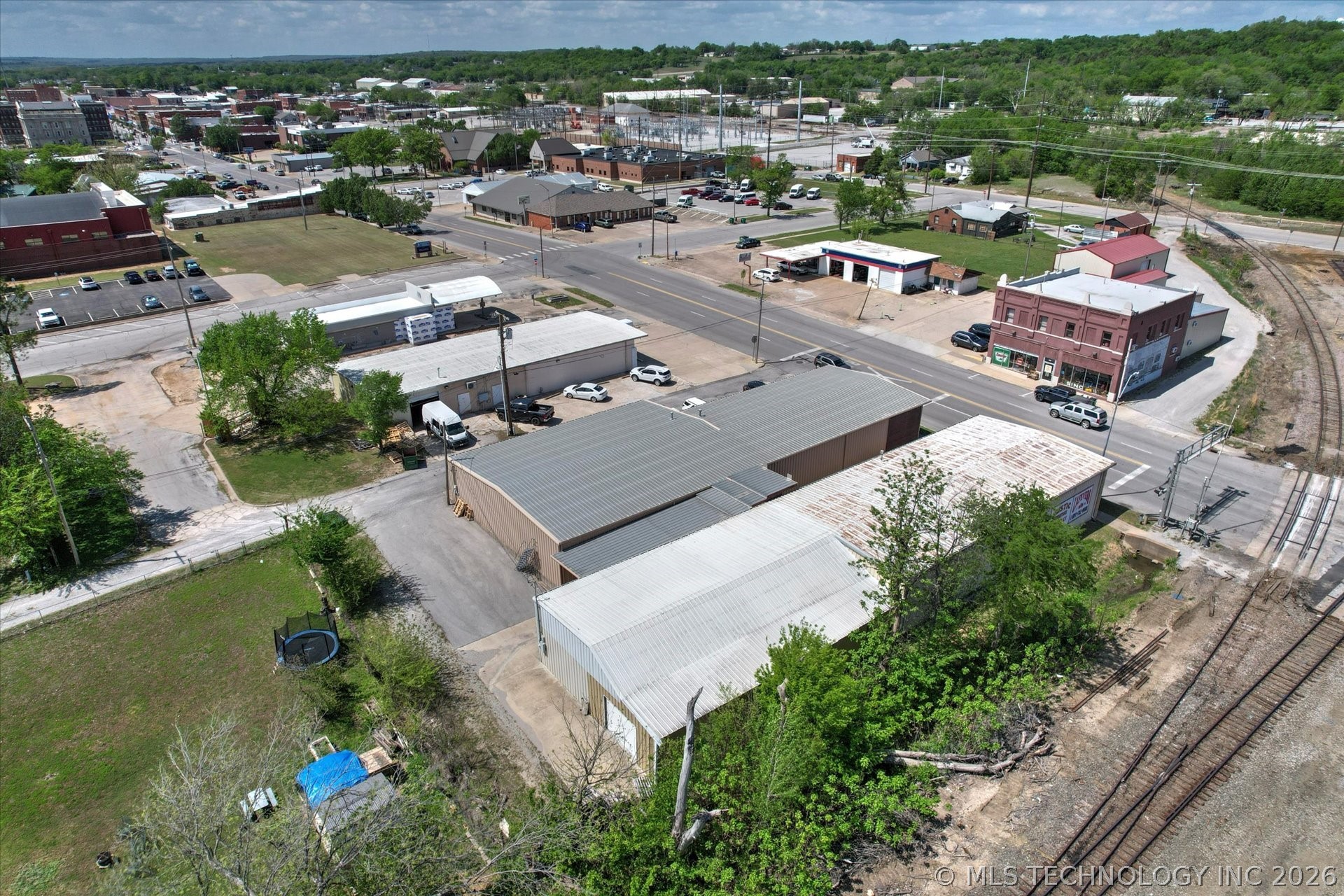 614 E Dewey Street Sapulpa OK 74066
