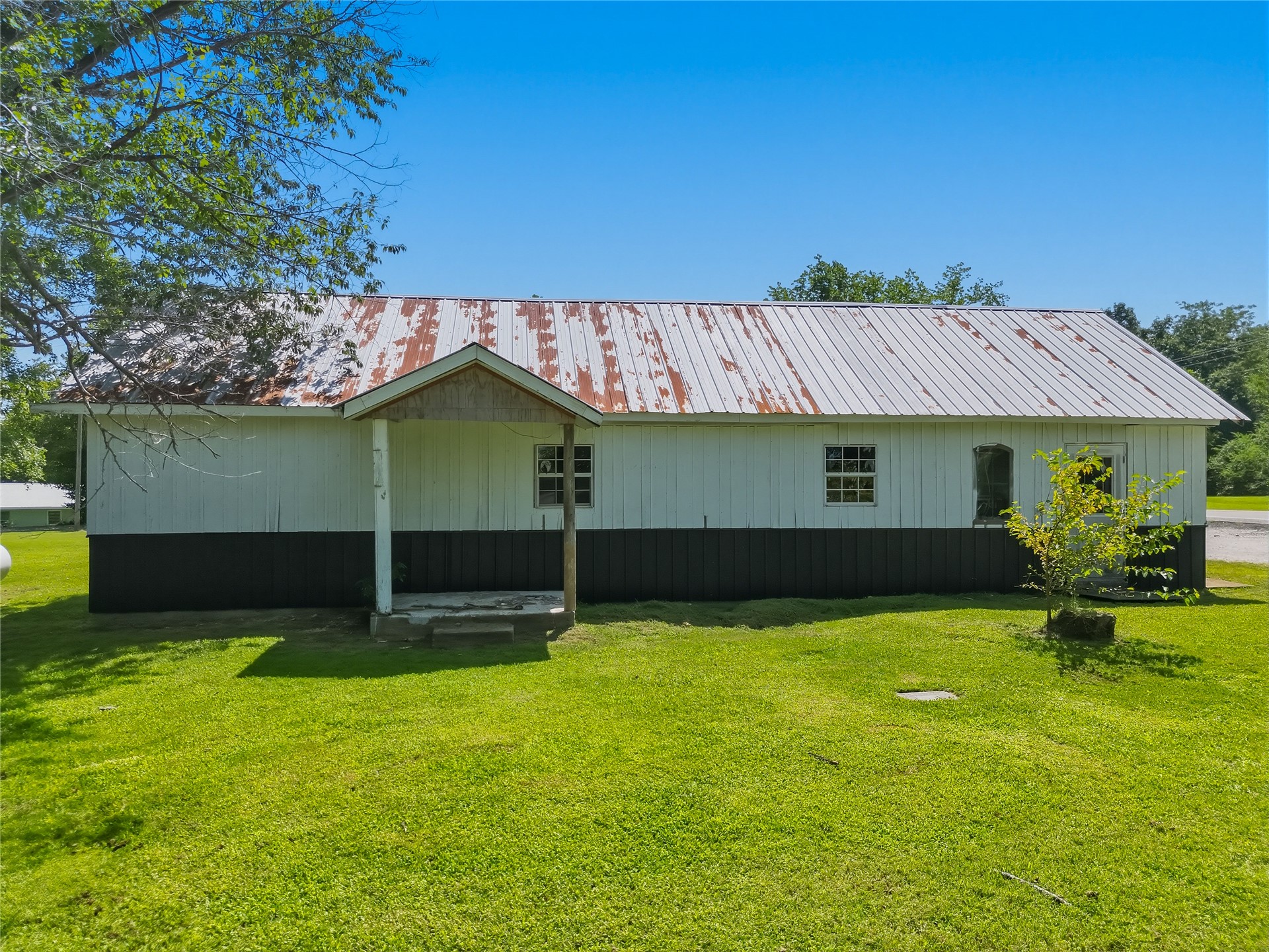 320 W Tulsa Avenue Kansas OK 74347