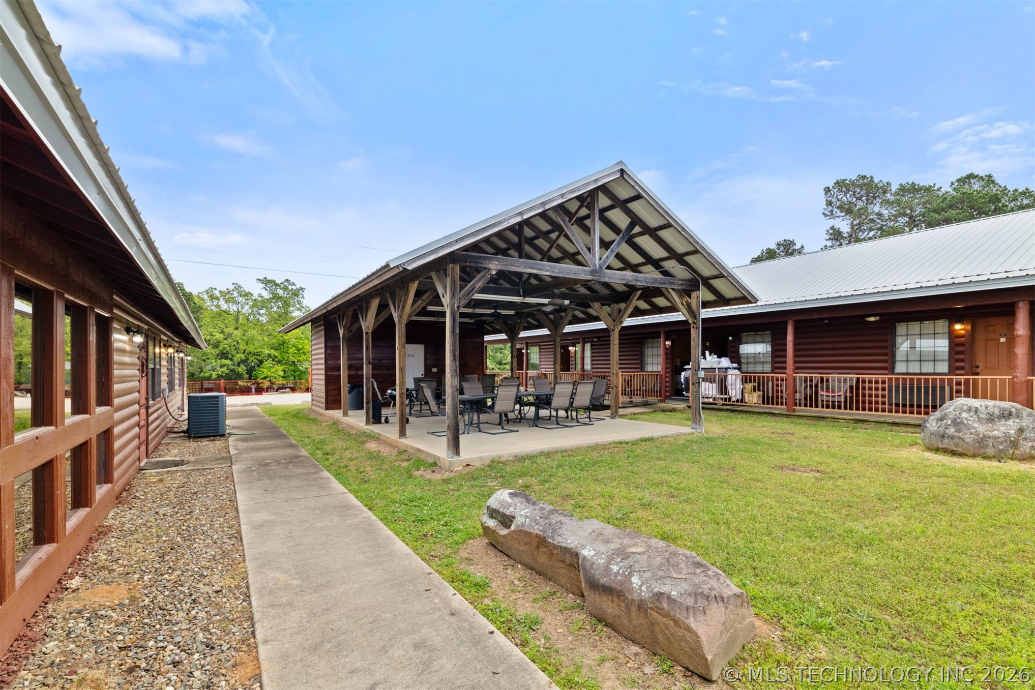 6613 N Us Highway 259 Broken Bow OK 74728