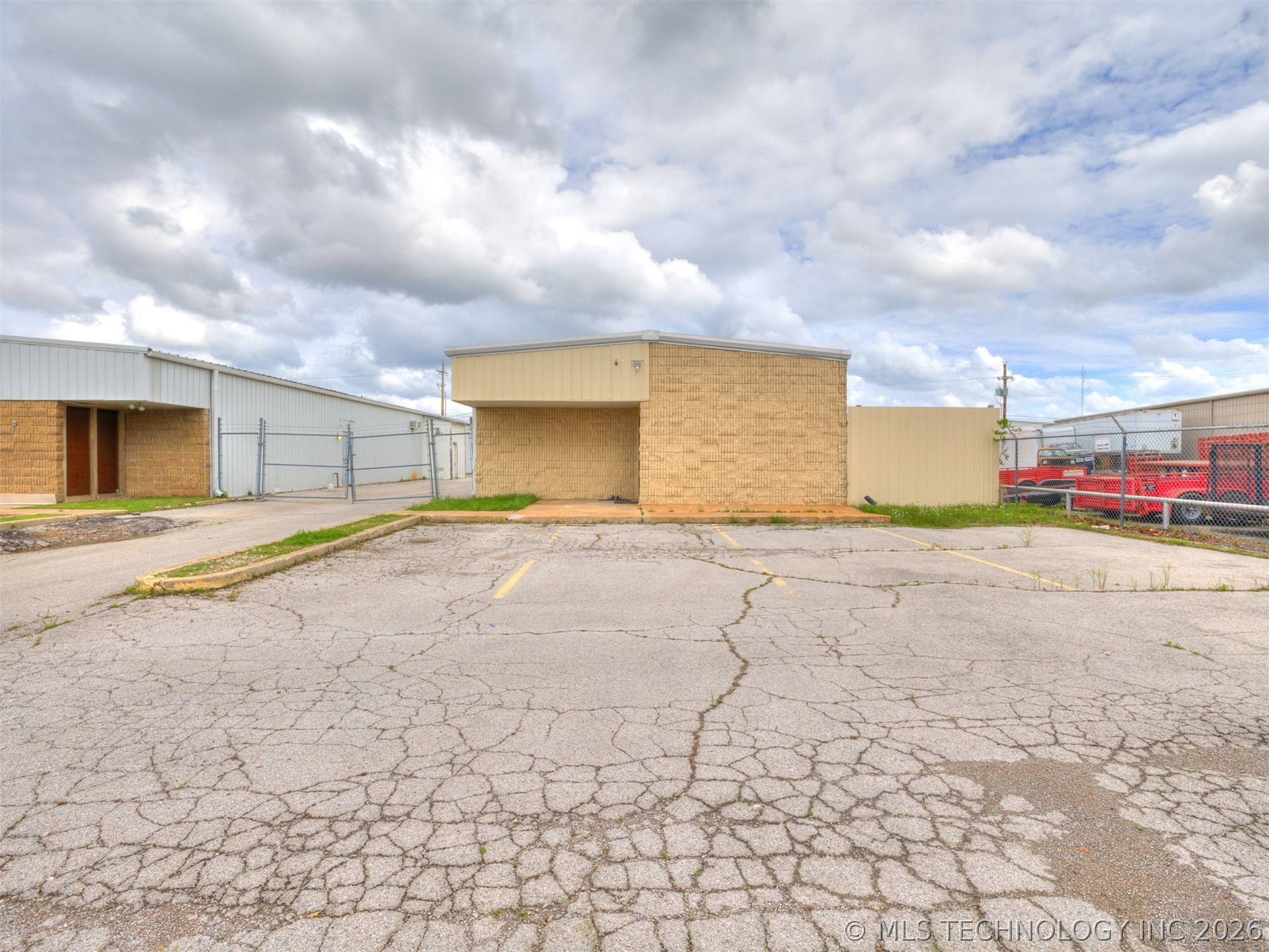 1835 N 105th East Eastavenue Tulsa OK 74116