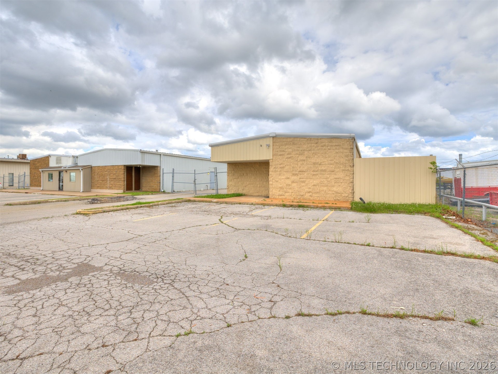 1835 N 105th East Eastavenue Tulsa OK 74116
