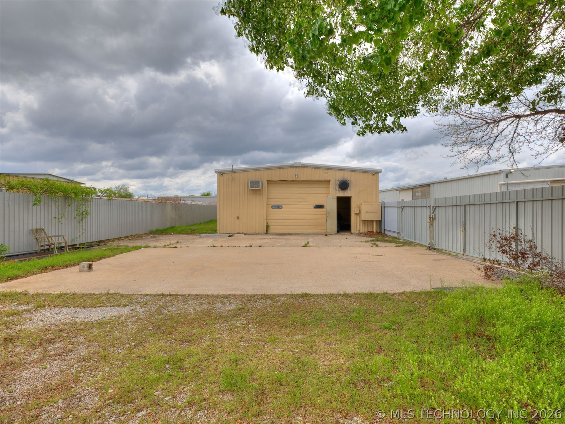1835 N 105th East Eastavenue Tulsa OK 74116