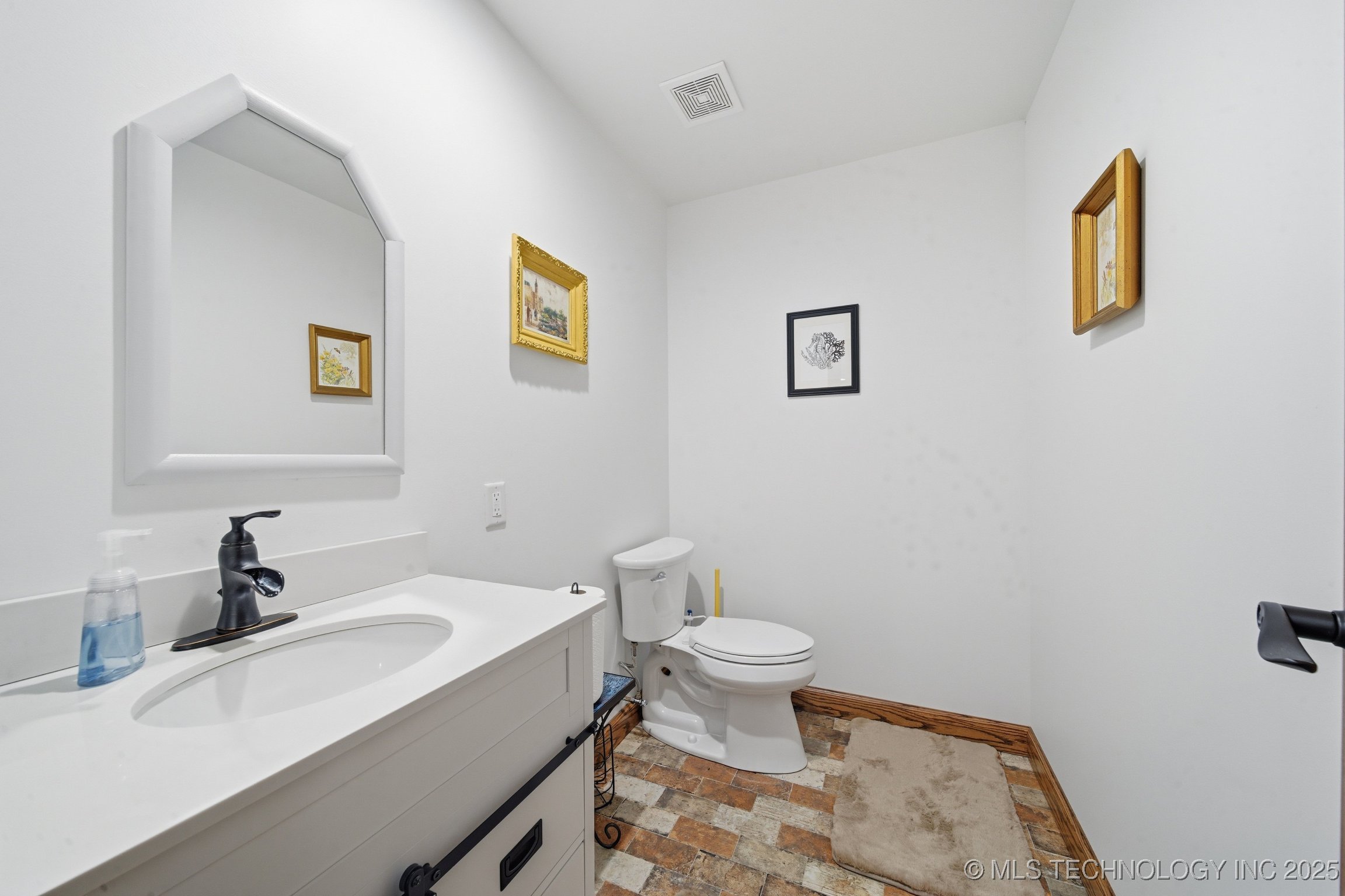 601 S Cherokee Street Catoosa OK 74015