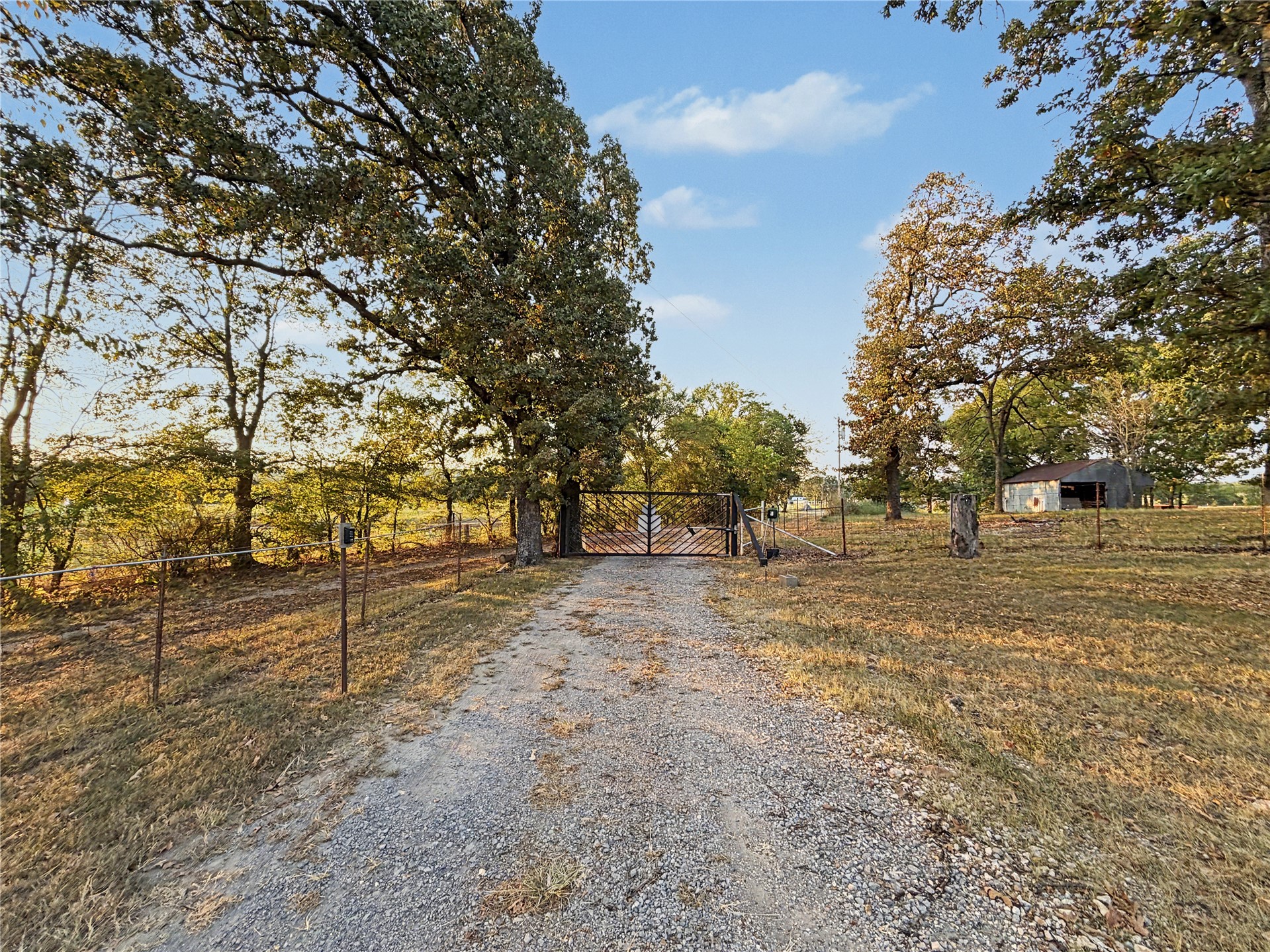 18098 N Vaughn Road Hulbert OK 74441