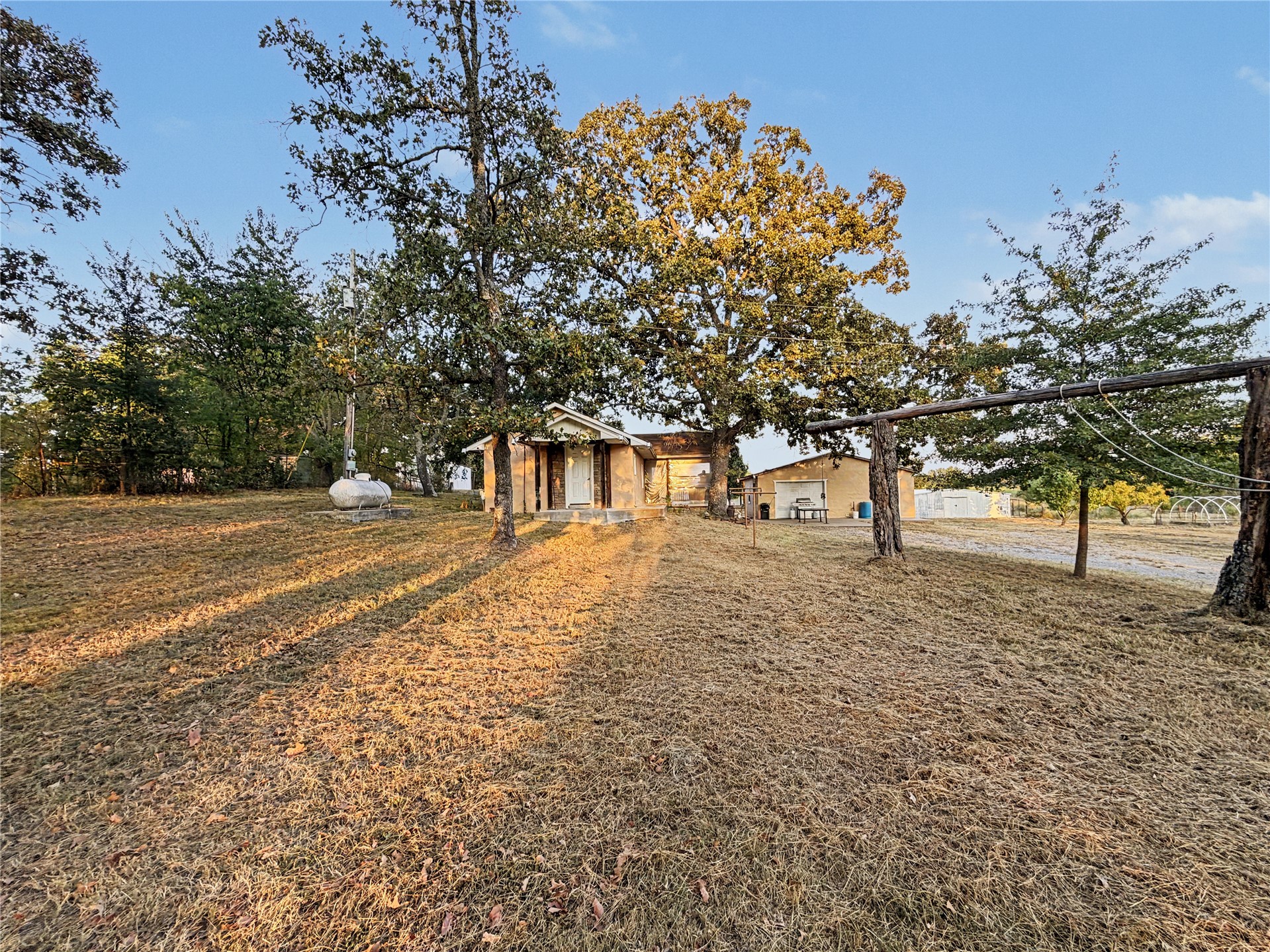 18098 N Vaughn Road Hulbert OK 74441