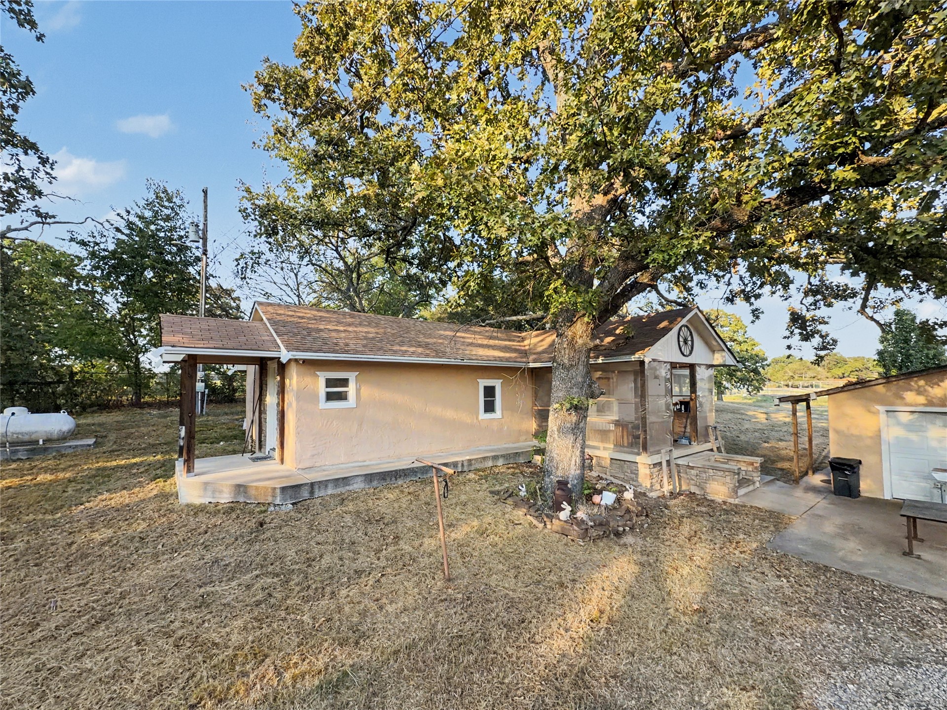 18098 N Vaughn Road Hulbert OK 74441