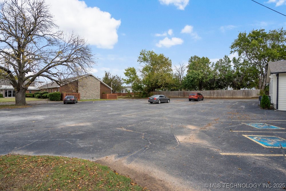 1823 W 51st Street Tulsa OK 74107