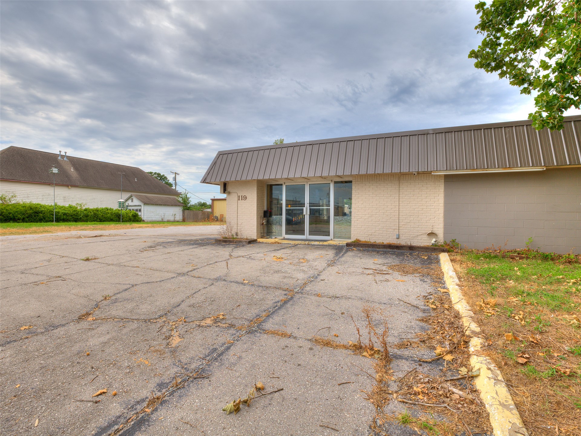 115 S Choctaw Bartlesville OK 74003