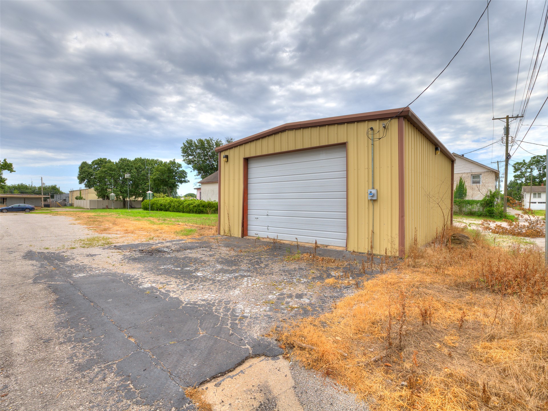 115 S Choctaw Bartlesville OK 74003