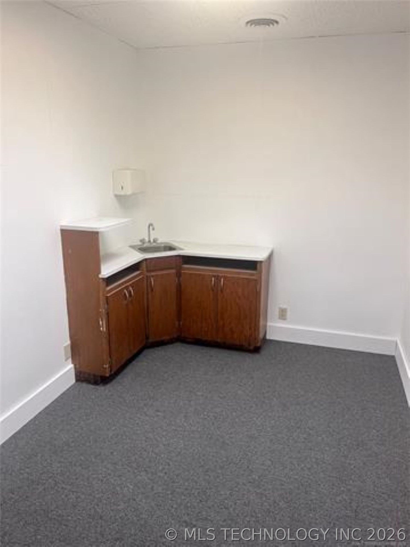 121 S 5th Street Henryetta OK 74437