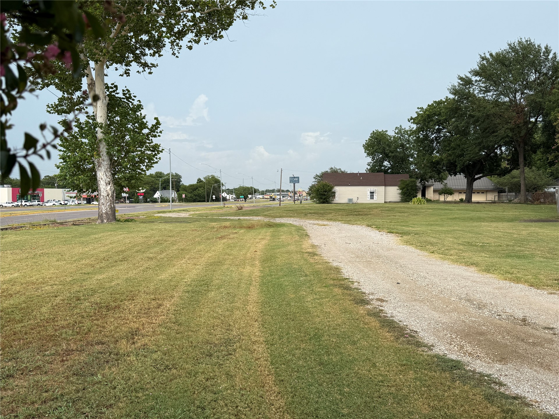 1408 W Broadway Street Ardmore OK 73401
