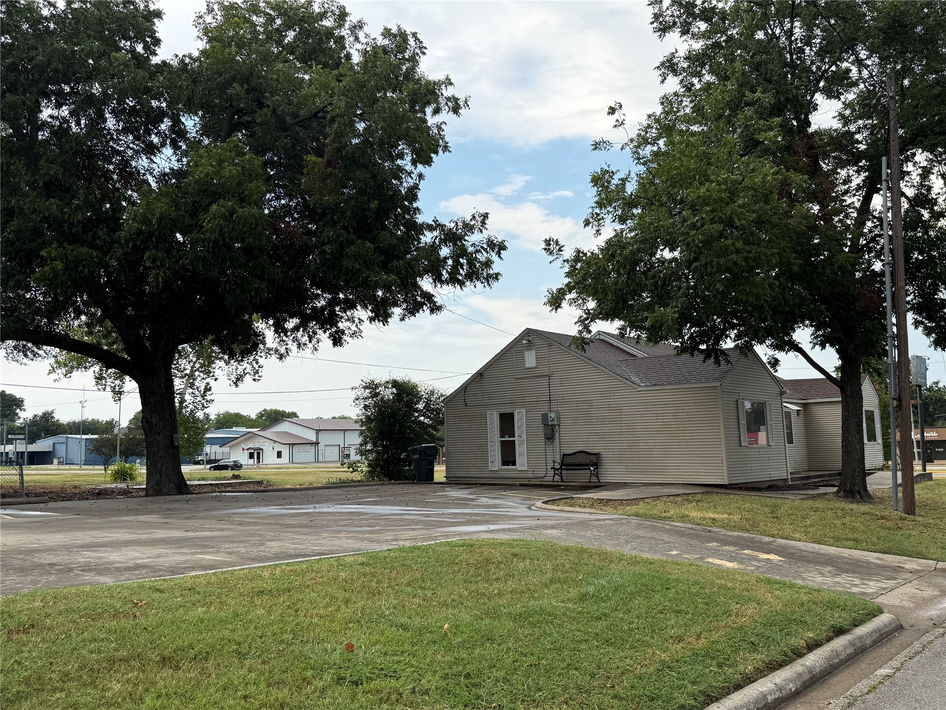 1408 W Broadway Street Ardmore OK 73401