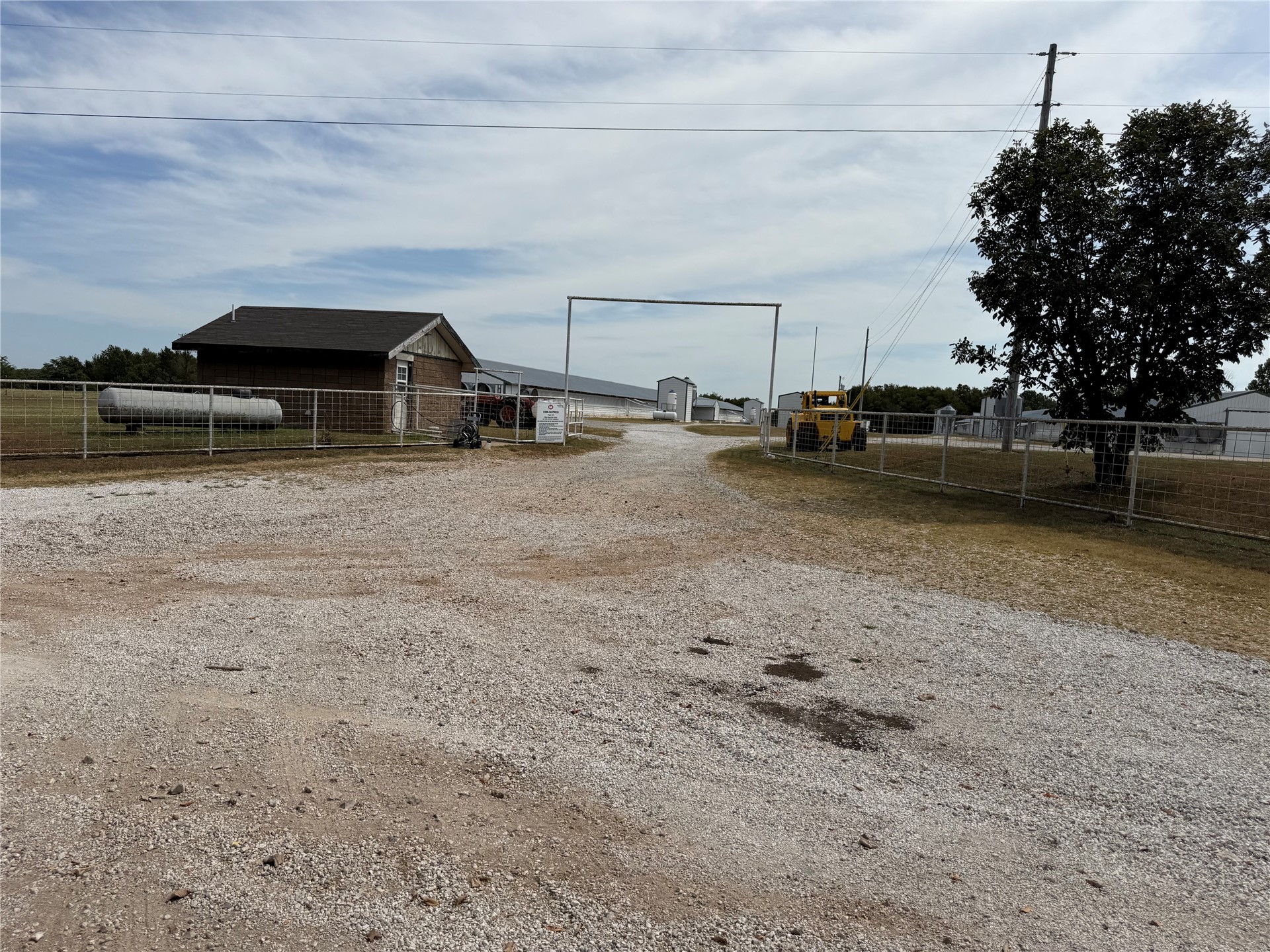 471683 610 Road Watts OK 74964