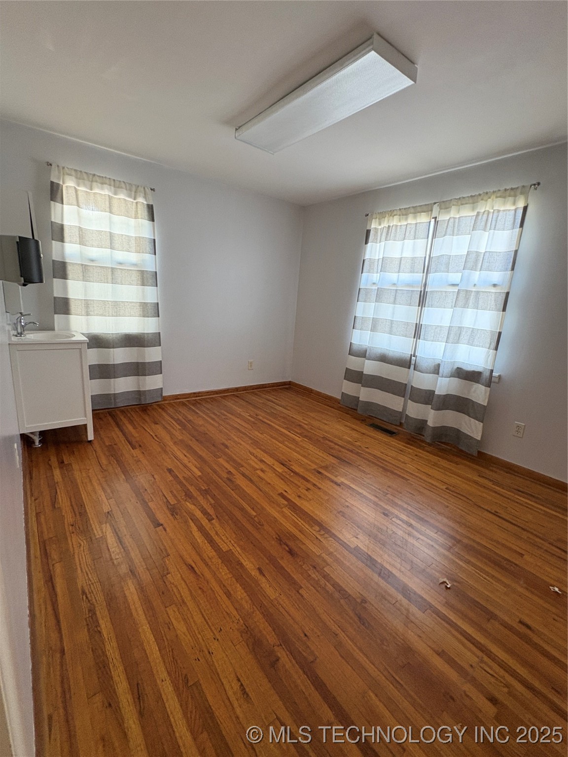 1239 W Main Street Jenks OK 74037