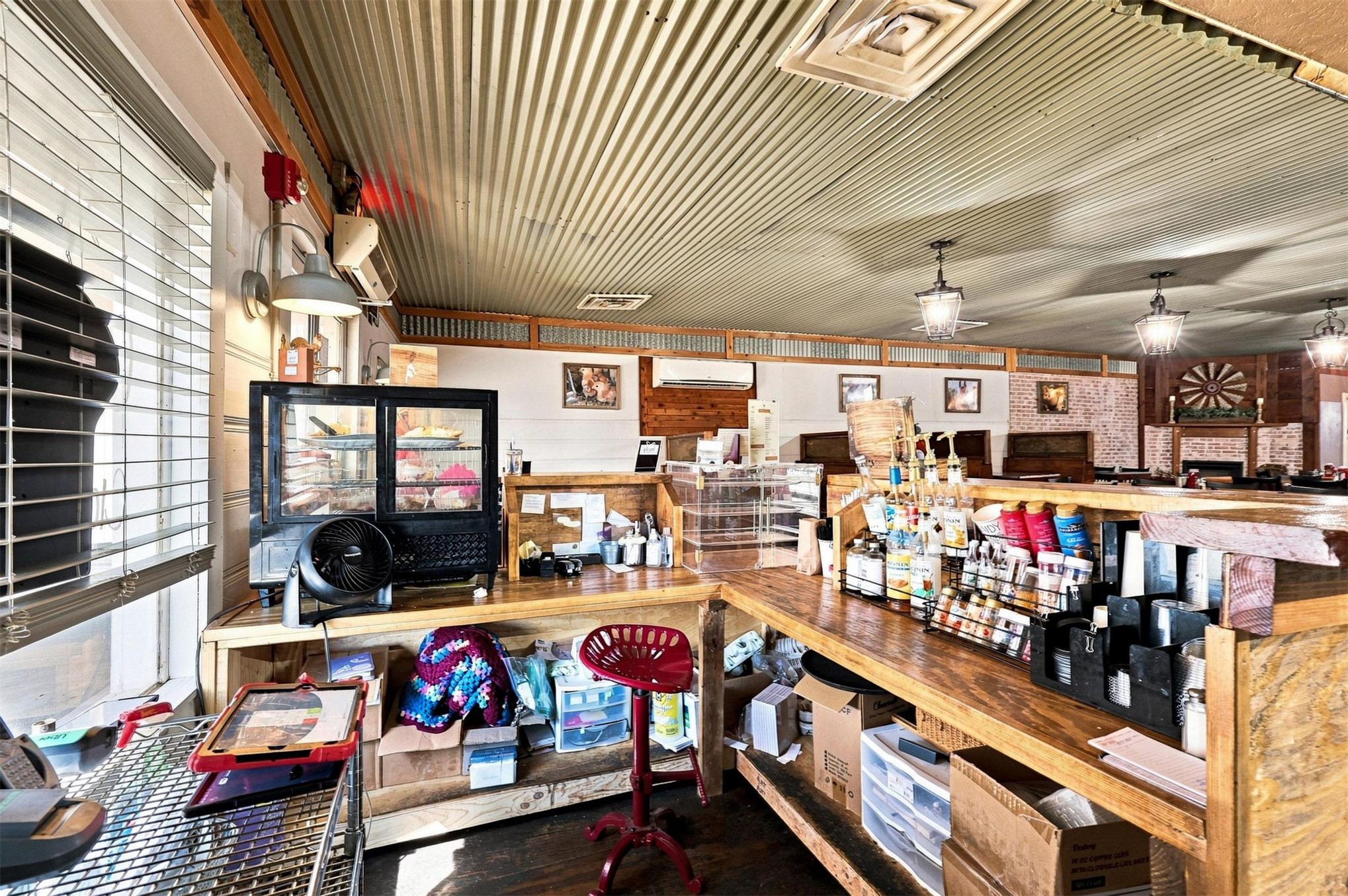 117 S Franklin Colbert OK 74733