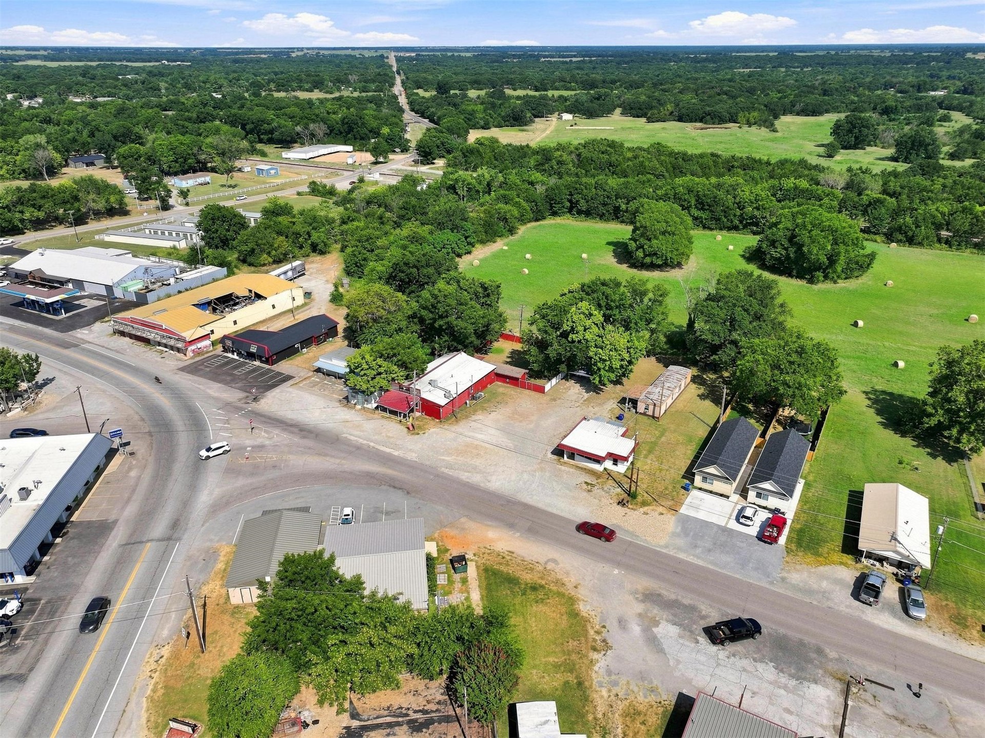117 S Franklin Colbert OK 74733