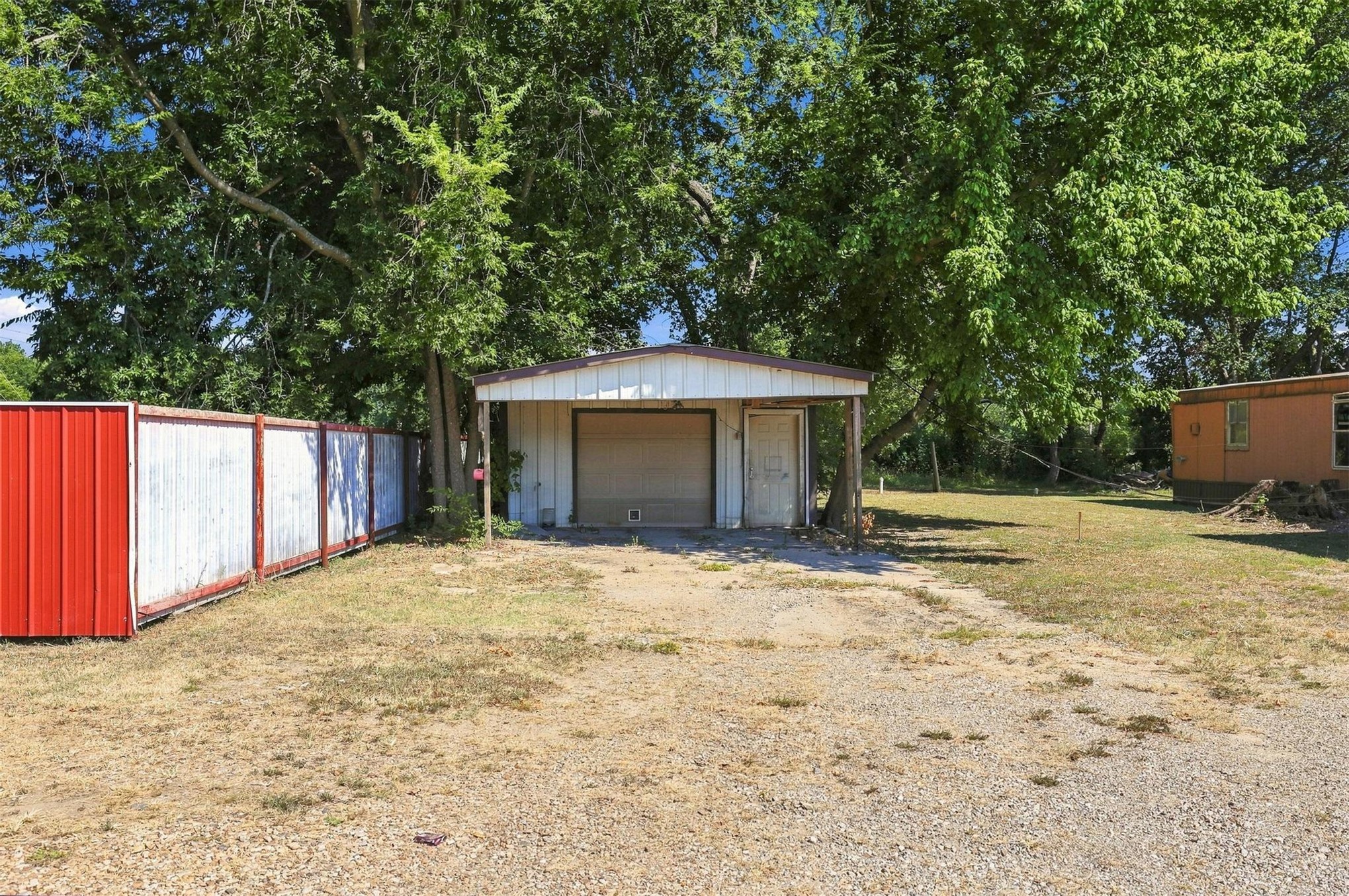 117 S Franklin Colbert OK 74733